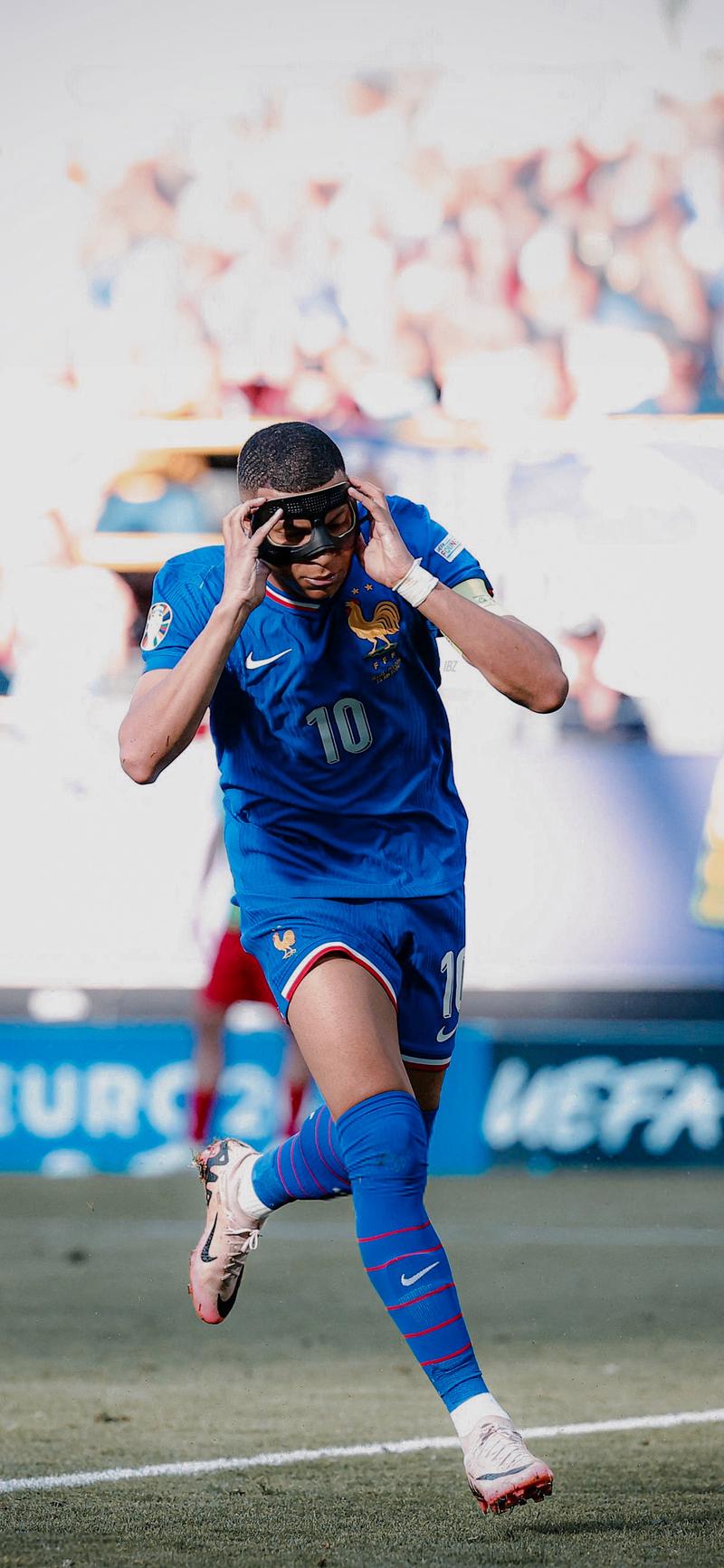 意媒：布雷默已得到医生批准能在12月7日对阵那不勒斯时复出（意媒：布雷默获医生放行，将于12月7日战那不勒斯复出）