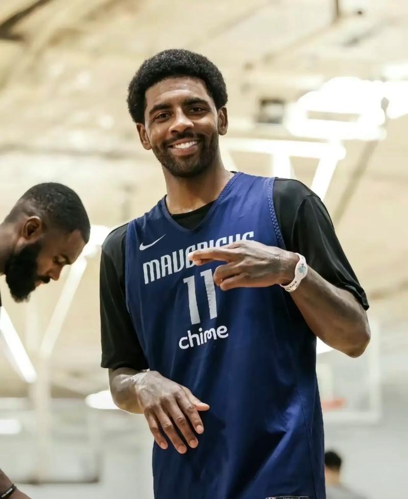 罗马诺：在内马尔遭遇重伤前，有多家俱乐部密切关注他的动态（罗马诺：内马尔重伤前，多家俱乐部持续关注其动向）