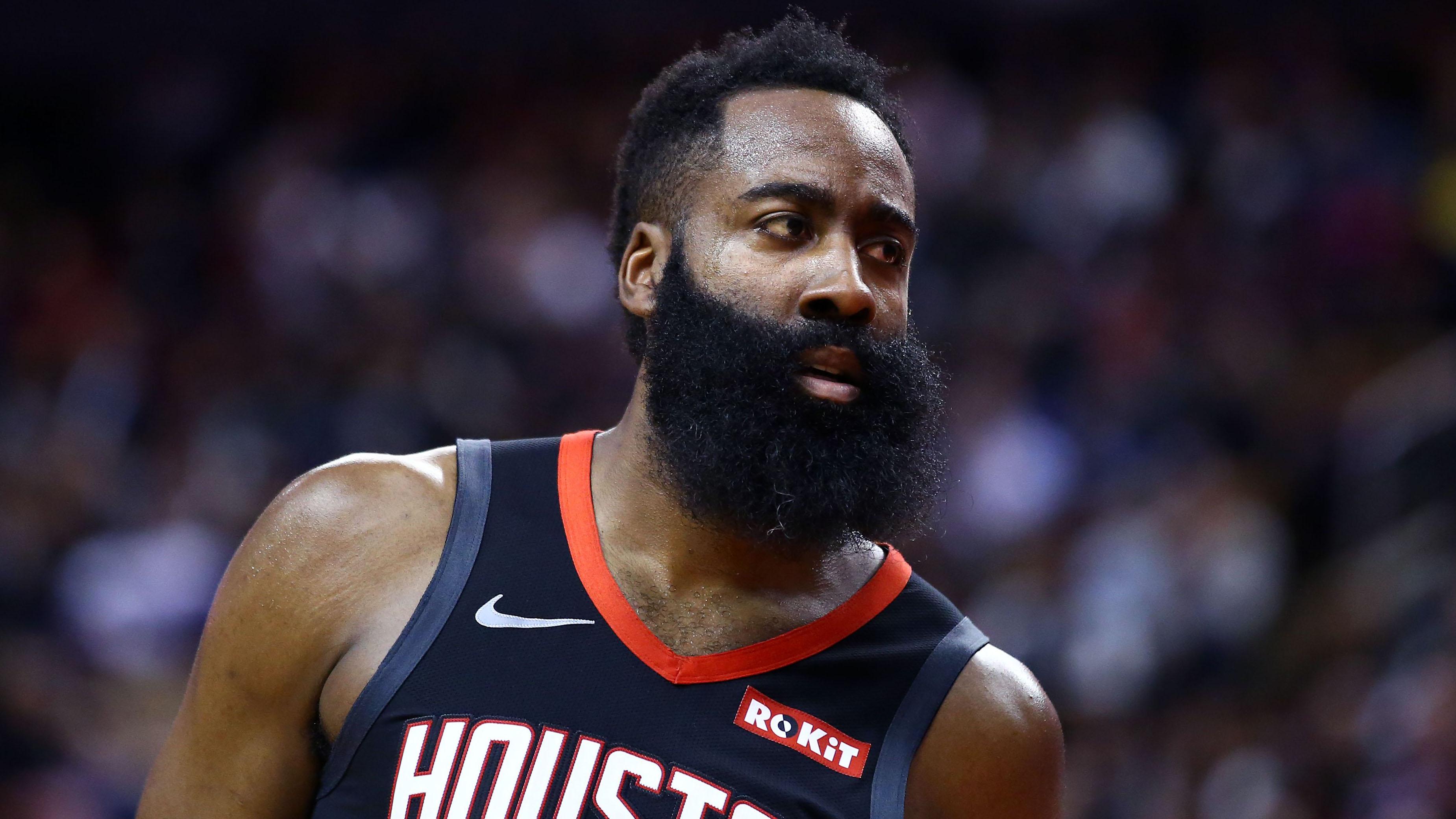 库里：轮换阵容的稳定对我们很有帮助 有助于我们培养化学反应（库里：稳定轮换助力球队培养化学反应）