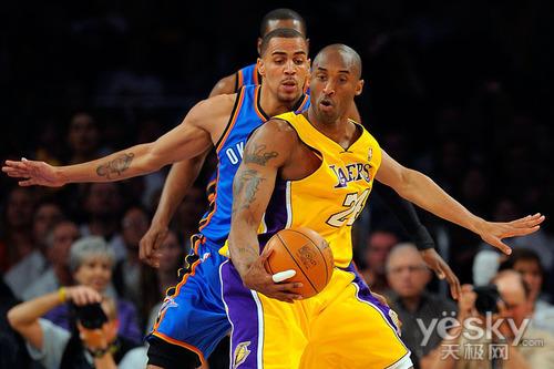 湖人本赛季2弊端尽快改吧！防守纯送，角色球员给不到任何帮助！（湖人本季两大短板亟待修正：防守形同虚设，角色球员贡献寥寥）