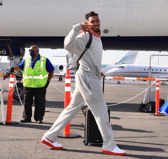 阿莱格里：积分榜前10都挤在一起，我们的目标仍然是重返欧冠（阿莱格里：前十名咬得很紧，我们的目标依旧是重返欧冠）