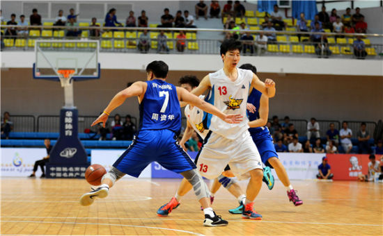 防守不稳，皇马近3场比赛场均被射门15次，此前14场仅为9.7次（皇马防线松动：近3战场均被对手射门15次，前14场仅9.7次）